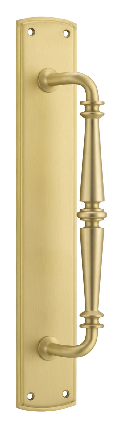 Sarlat Pull Handle on Backplate