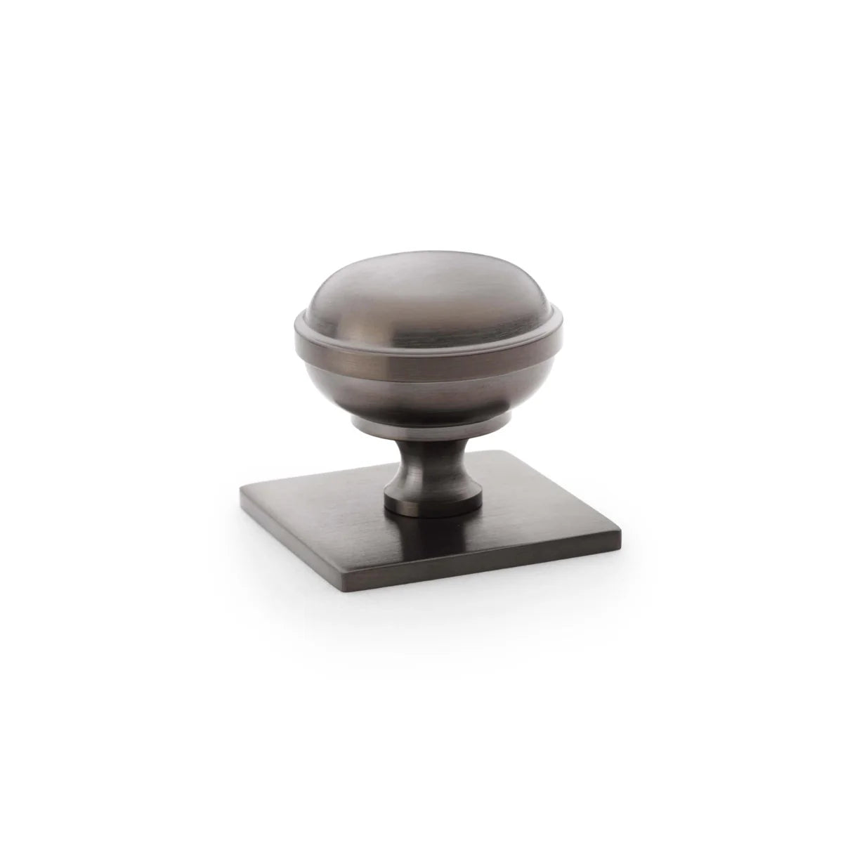 Hastings 34mm Cabinet Knob on Backplate