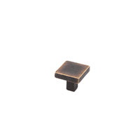 LINEA ITALIANA SQUARE KNOB 25MM