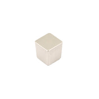 URBANE SQUARE KNOB 25mm