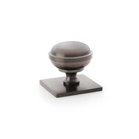 HASTINGS CABINET KNOB ON BACKPLATE