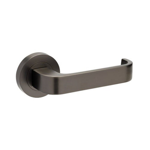 STREAMLINE DOOR LEVER HANDLE ON ROUND ROSE GRAPHITE NICKEL