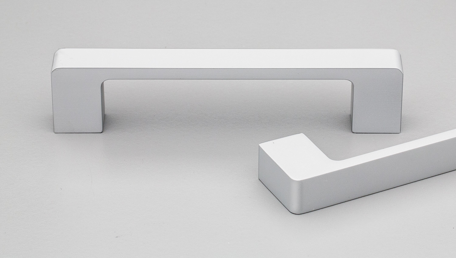 Block Cabinet Handle